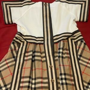 Burberry Dress size 12-18mths (WORN ONCE)